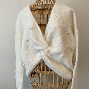 WHITE KNIT SWEATER  PEARL ACCENTS NO BOUNDARIES SIZE XXXL NWT